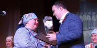 Виталий Хоценко поздравил коллектив Крутинского народного хора с очередной годовщиной со дня основания - Сетевое издание Заря-Полтавка