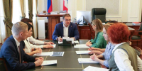 Губернатор Омской области провёл рабочую встречу с руководством ФГБУ «Дом народов России» - Сетевое издание Заря-Полтавка