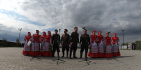 На видовой площадке, открытой губернатором Виталием Хоценко в Черлакском районе, прошло первое мероприятие - Сетевое издание Заря-Полтавка